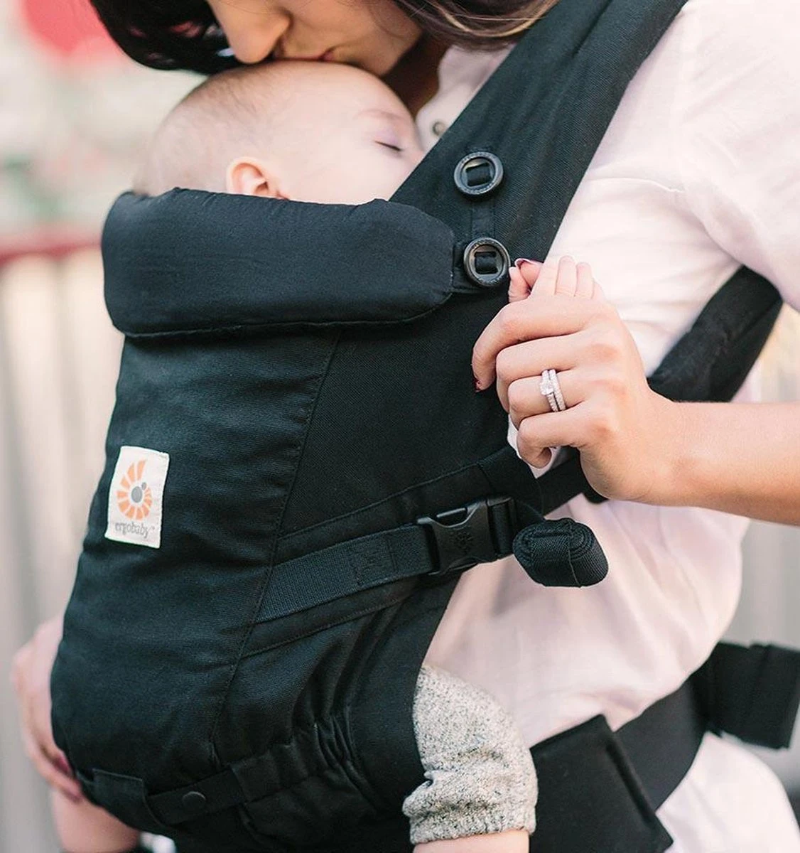 Ergobaby Adapt Ergonomische Draagzak Baby - Black 8 Ergobaby Adapt Ergonomische Draagzak Baby - Black - Image 8