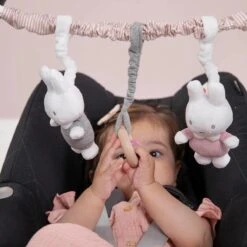 Autostoelspeeltje Nijntje Pink Baby -Baby Care Verkoop 1200x1200 517