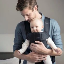 BabyBjörn Draagzak Mini - Cotton - Zwart -Baby Care Verkoop 1200x1200 593