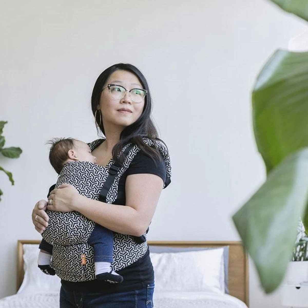 Tula Free To Grow - Draagzak Baby - Forever - Zwart Wit - Ergonomisch 2 Tula Free To Grow - Draagzak Baby - Forever - Zwart Wit - Ergonomisch - Image 2