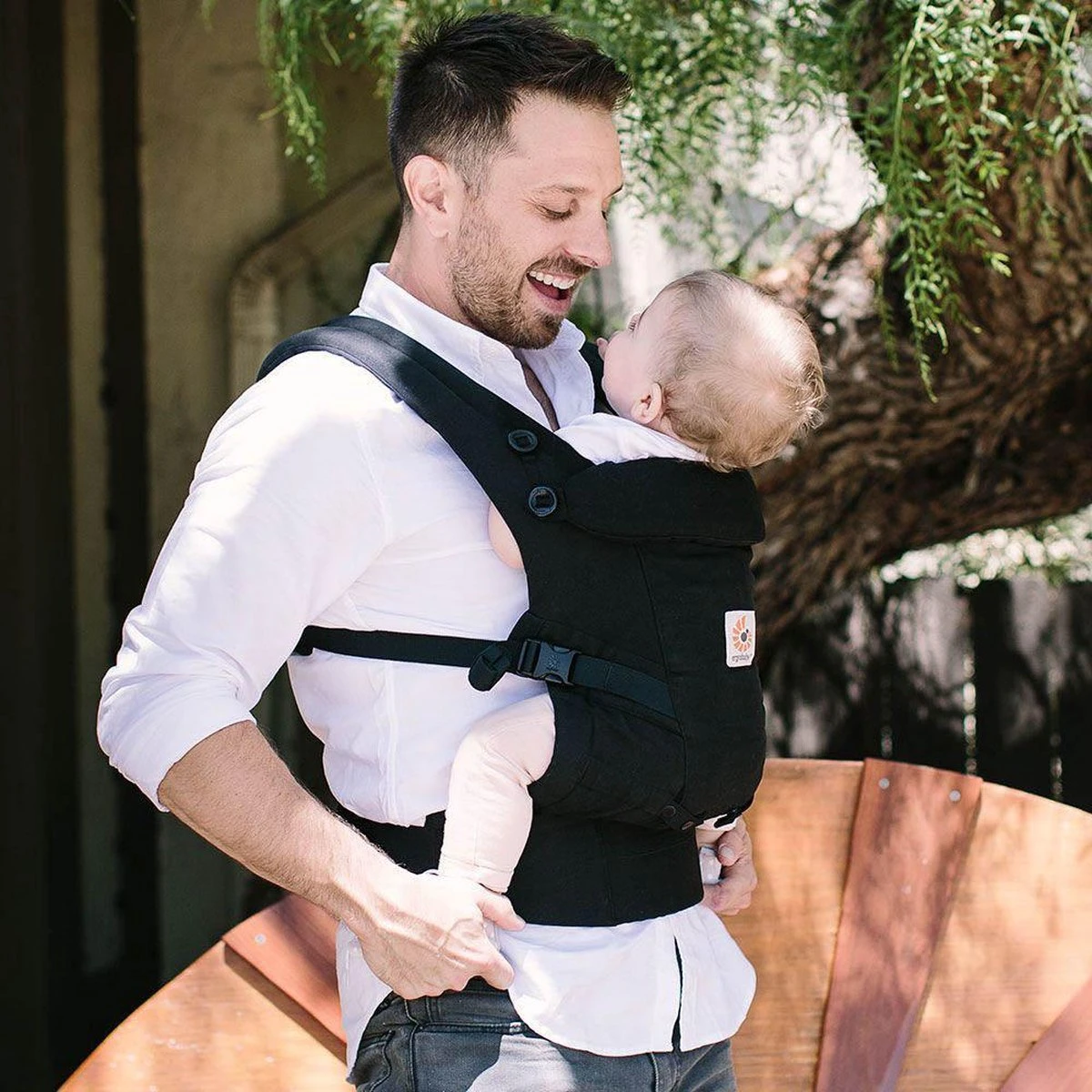 Ergobaby Adapt Ergonomische Draagzak Baby - Black 5 Ergobaby Adapt Ergonomische Draagzak Baby - Black - Image 5