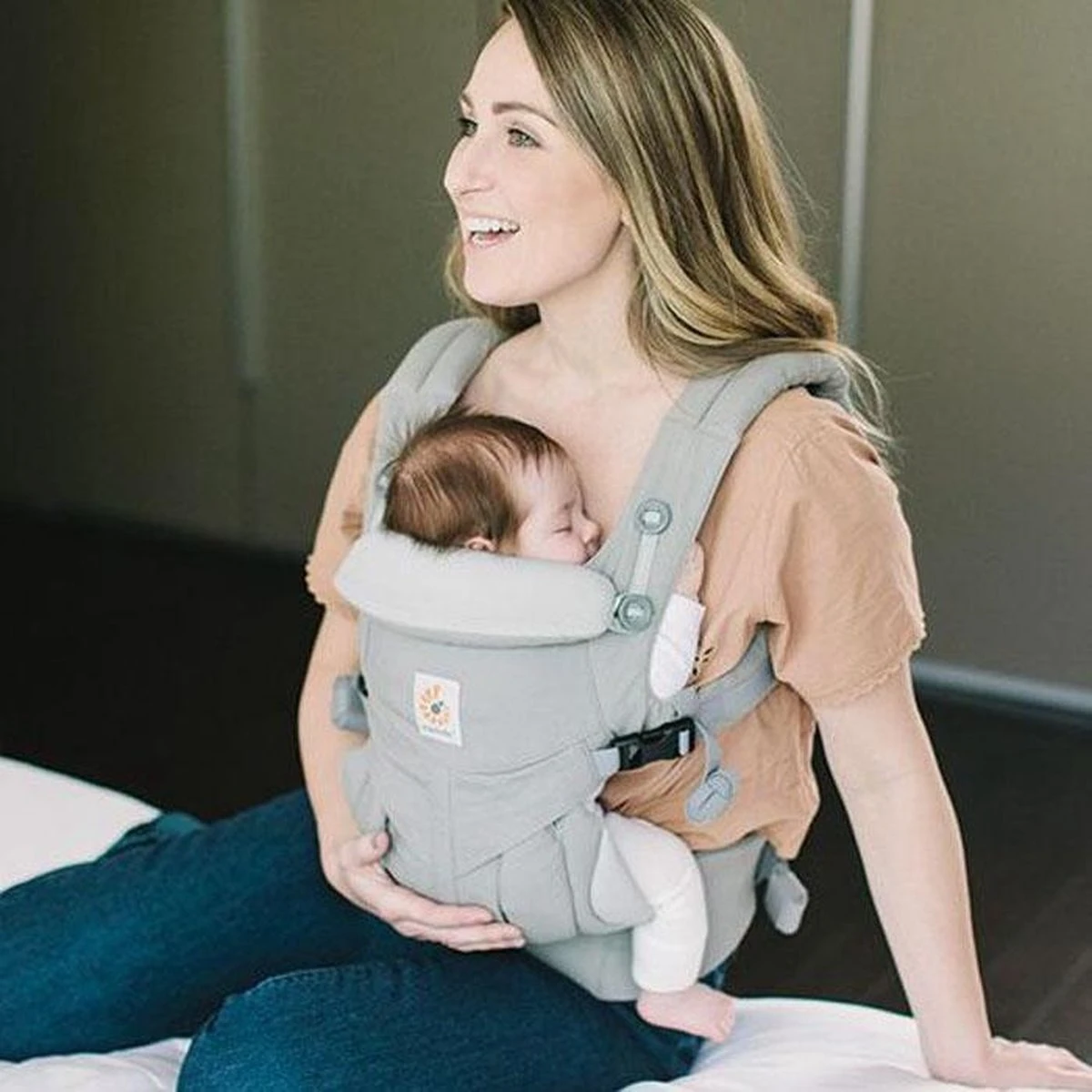 Ergobaby Omni 360 Baby Draagzak - Pearl Grey 18 Ergobaby Omni 360 Baby Draagzak - Pearl Grey - Image 18