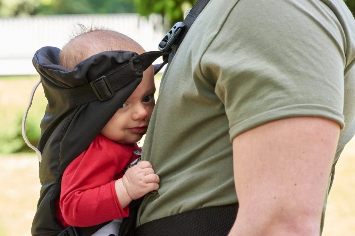 Chicco Draagzak Easy Fit - Dark Beige 2 Chicco Draagzak Easy Fit - Dark Beige - Image 2