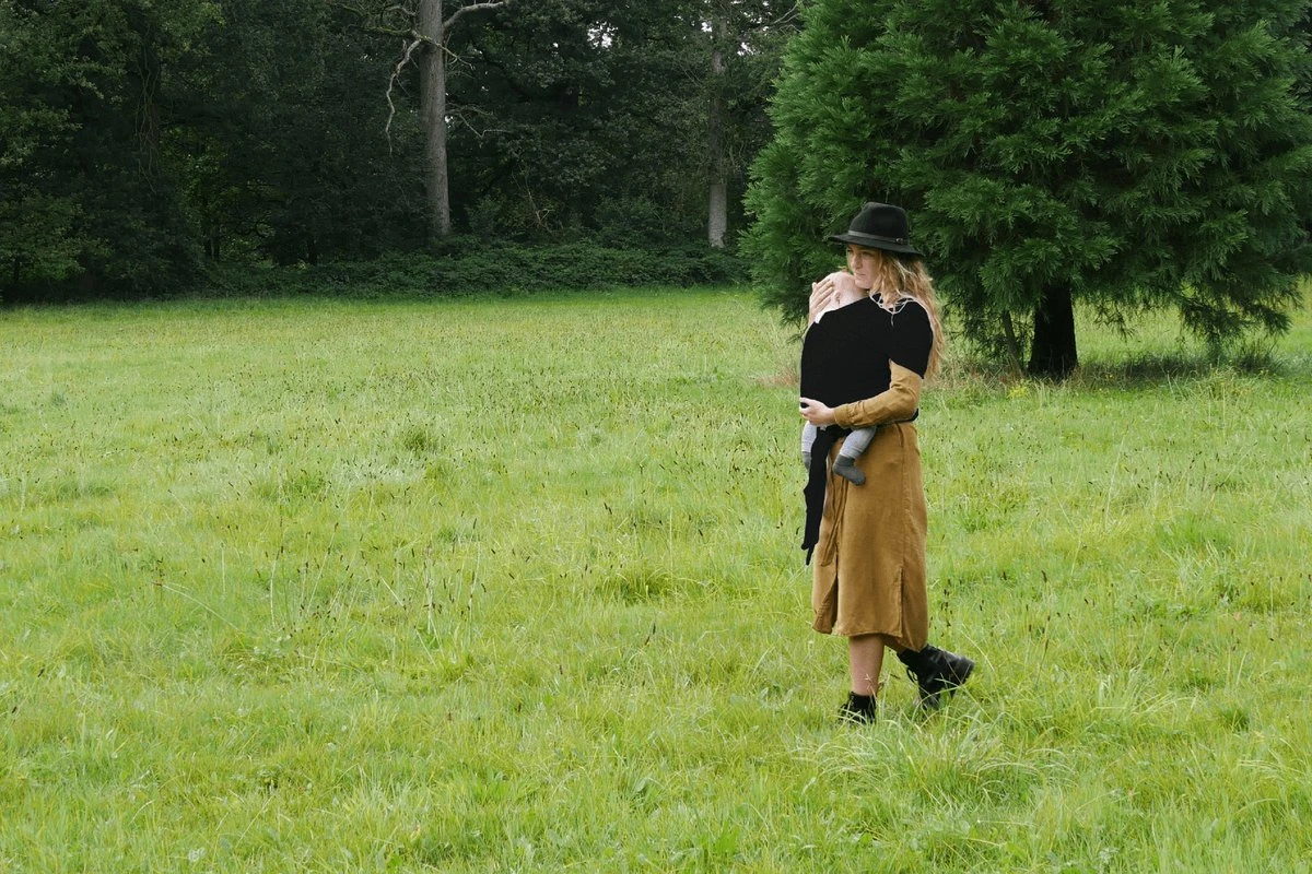 Cuddie Baby Draagdoek - Premium Organic Baby Draagdoek Gemaakt Van Bio Katoen - Newborns Tot 15 Kg - Baby Cadeau - Met Wenskaart - Zwart 10 Cuddie Baby Draagdoek - Premium Organic Baby Draagdoek Gemaakt Van Bio Katoen - Newborns Tot 15 Kg - Baby Cadeau - Met Wenskaart - Zwart - Image 10