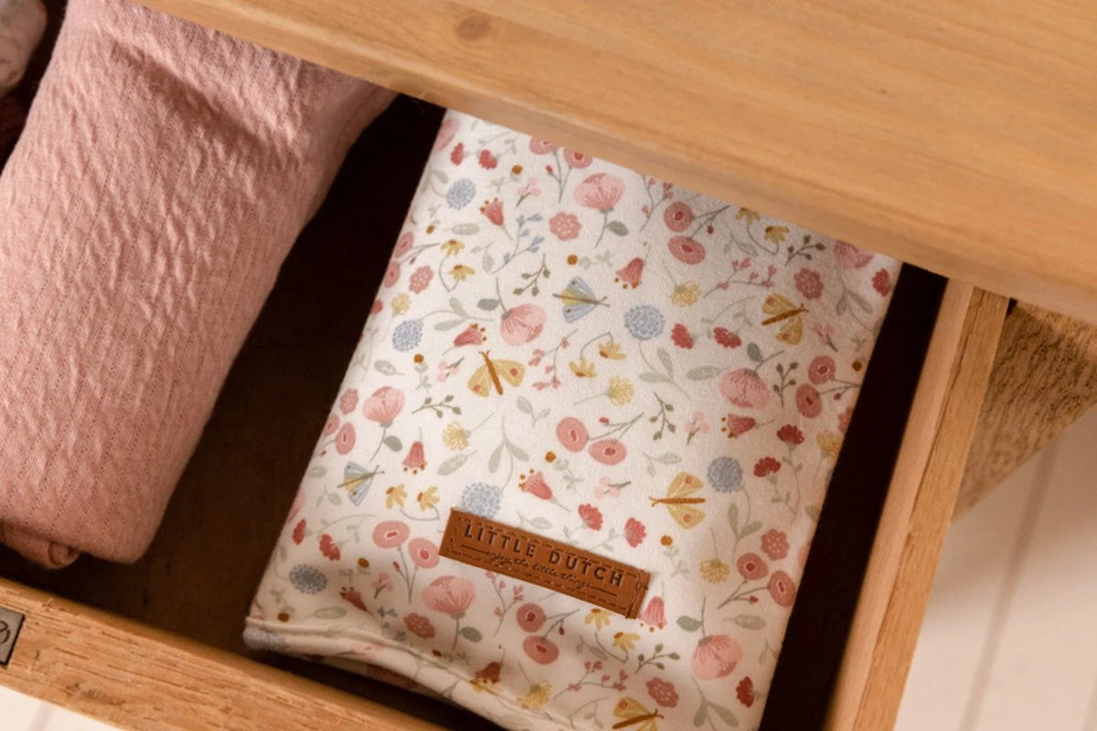 Little Dutch Verschoningsmatje Flowers & Butterflies 5 Little Dutch Verschoningsmatje Flowers & Butterflies - Image 5