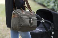 Kidzroom Vision Of Love Luiertas - Groen - Verschoonmatje - Verstelbare Schouderband 14 Kidzroom Vision Of Love Luiertas - Groen - Verschoonmatje - Verstelbare Schouderband -Baby Care Verkoop 1200x800 27