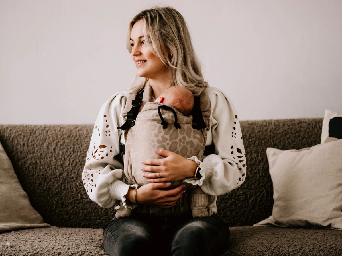 Draagzak - Cross & Go - Pure Baby Love - Panter Taupe - Maat 44 T/m 74 6 Draagzak - Cross & Go - Pure Baby Love - Panter Taupe - Maat 44 T/m 74 - Image 6