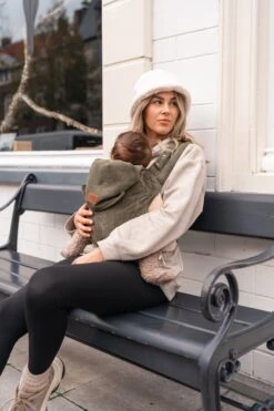 ByKay - Draagzak - Click Carrier Classic - Moss Green -Baby Care Verkoop 799x1200 22