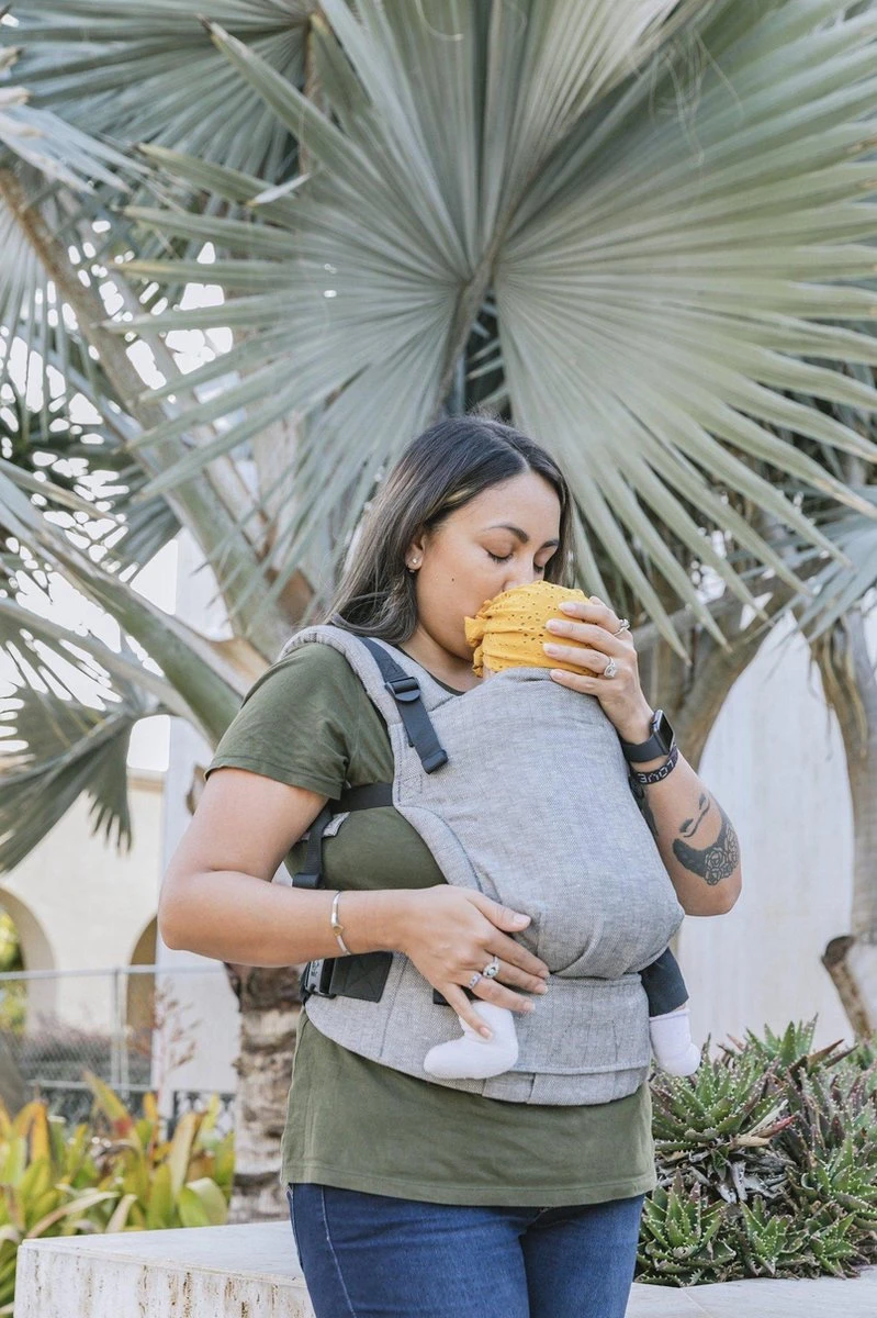 Tula Draagzak Free To Grow - Linen Ash 4 Tula Draagzak Free To Grow - Linen Ash - Image 4