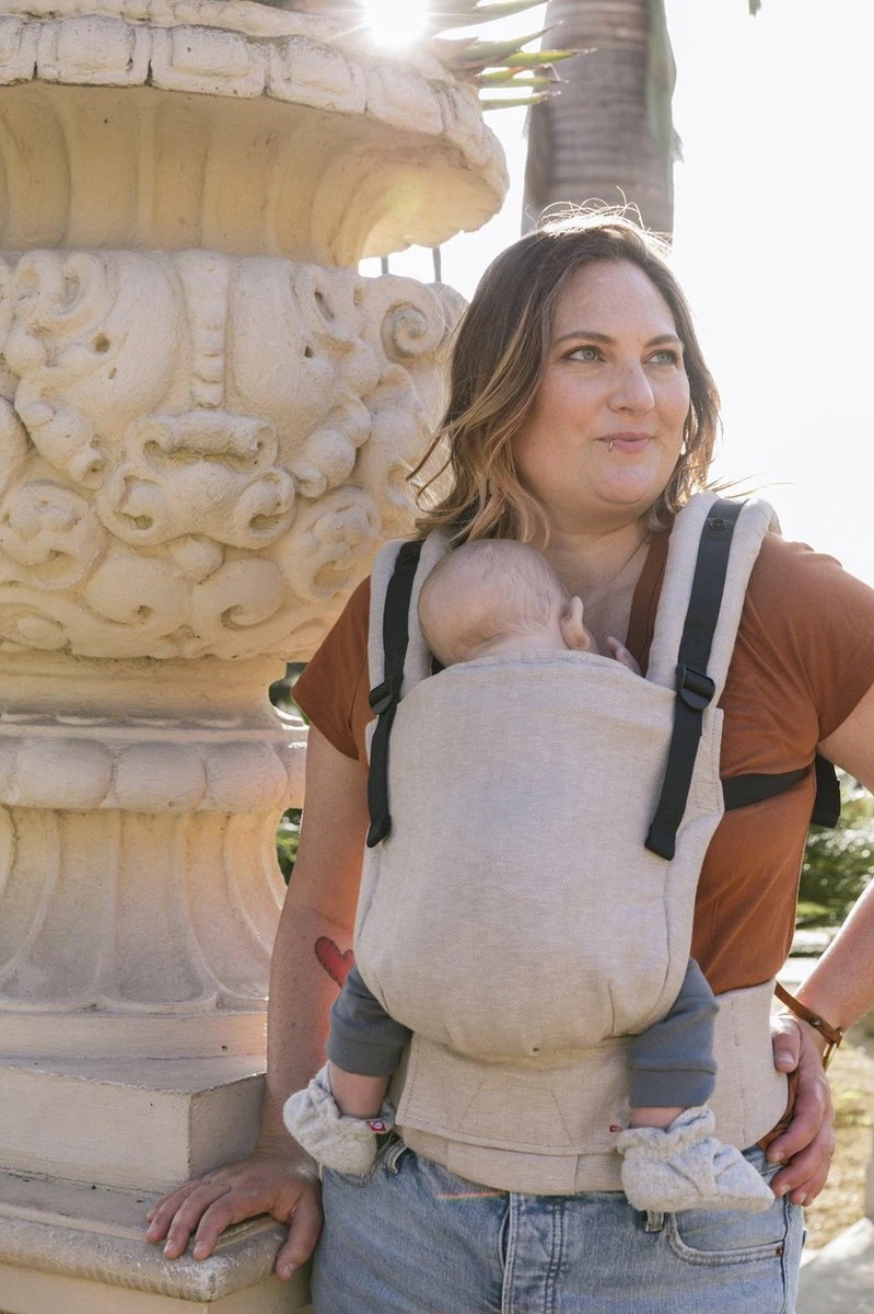 Tula Draagzak Free To Grow - Linen Sand 3 Tula Draagzak Free To Grow - Linen Sand - Image 3