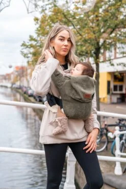 ByKay - Draagzak - Click Carrier Classic - Moss Green -Baby Care Verkoop 800x1200 75