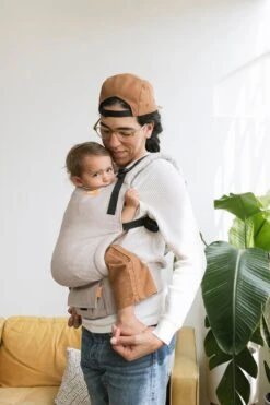 Tula Draagzak Free To Grow - Linen Sand 8 Tula Draagzak Free To Grow - Linen Sand -Baby Care Verkoop 800x1200 84