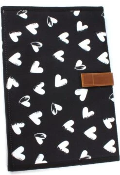 Kidzroom Black And White Luiertas - Zwart - Ophanglussen Kinderwagen - Verschoonmatje - Verstelbare Schouderband -Baby Care Verkoop 822x1200 2