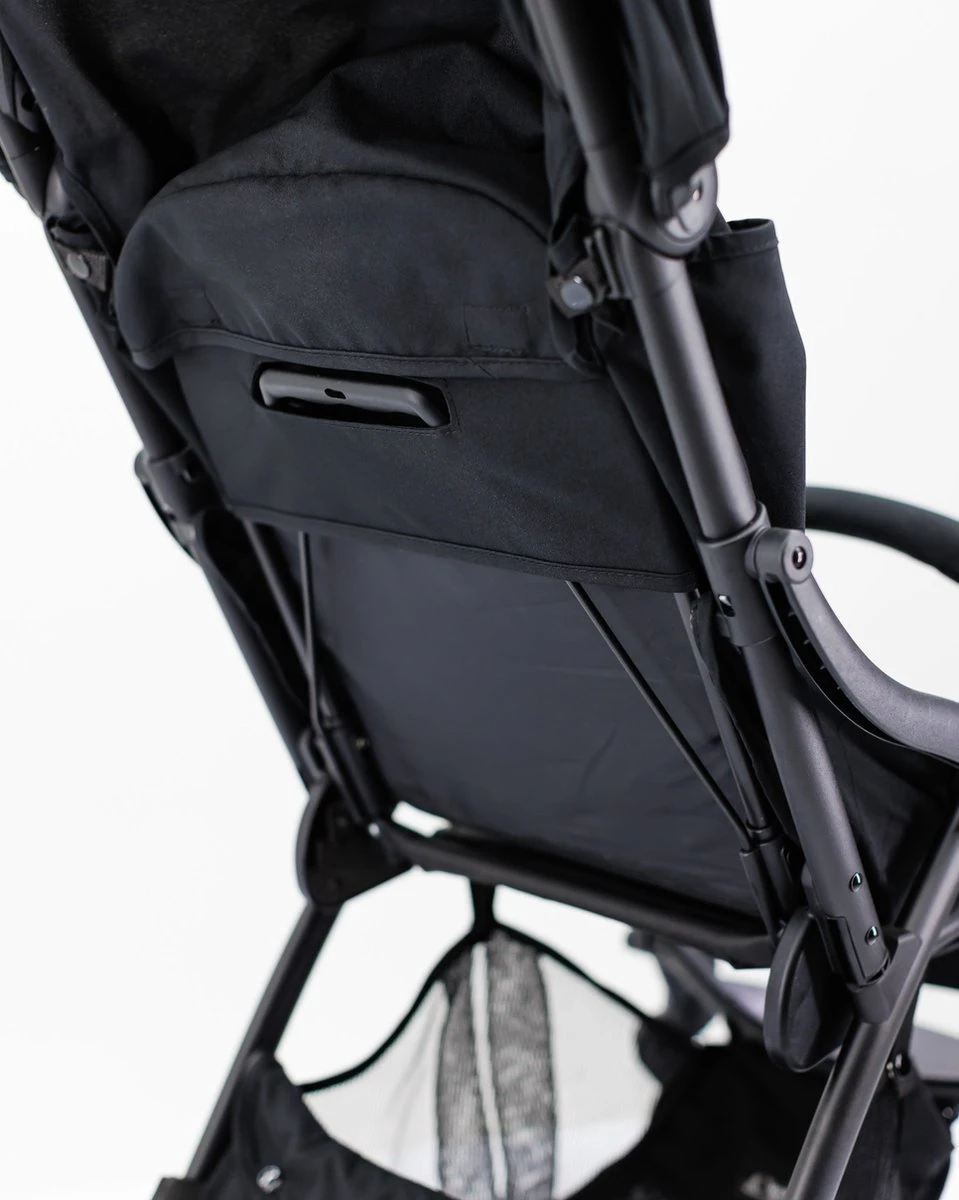 Hamilton By Yoop S1 Plus Buggy Met Monteerbare Premium Wieg – Nieuwer En Hoger 2023 Model - Stroller Met One Hand Folding Technologie – Zwart/Antraciet - Licht, Verstelbaar, Wendbaar - Geschikt Van 0 Maanden Tot 4 Jaar 7 Hamilton By Yoop S1 Plus Buggy Met Monteerbare Premium Wieg – Nieuwer En Hoger 2023 Model - Stroller Met One Hand Folding Technologie – Zwart/Antraciet - Licht, Verstelbaar, Wendbaar - Geschikt Van 0 Maanden Tot 4 Jaar - Image 7